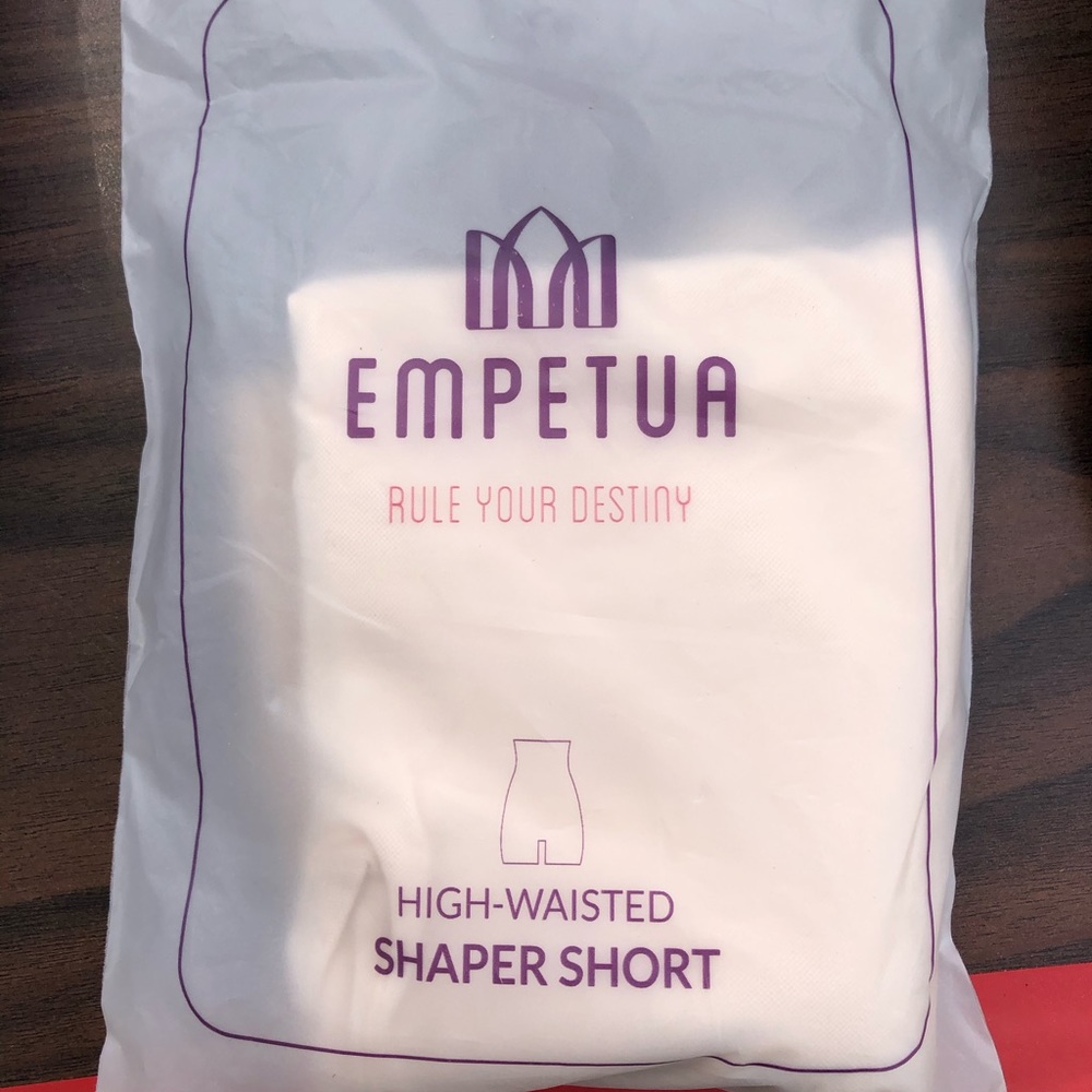 High waisted shaper shorts